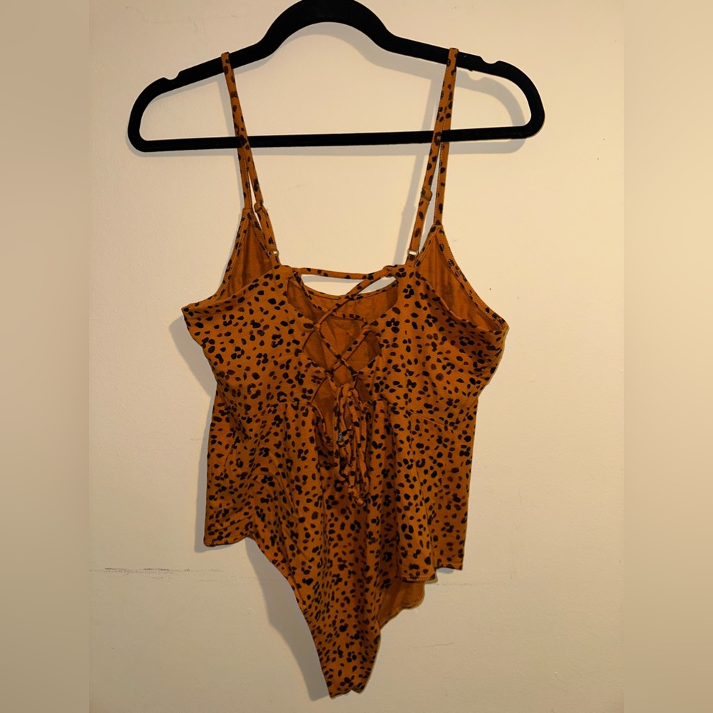 Leopard Bodysuit - Picture 2 of 2